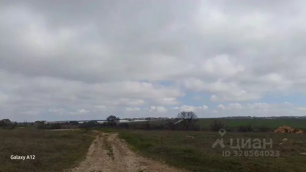 Участок в Крым, Бахчисарайский район, Ароматненское с/пос, Садовод СНТ ... - Фото 1