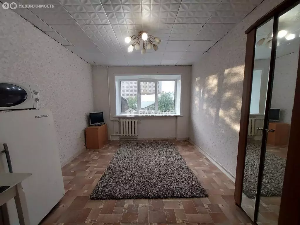 1к в 10-комнатной квартире (150 м) - Фото 2