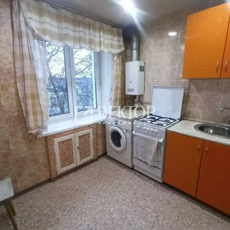 3-к. квартира, 53 м, 5/5 эт. - Фото 1