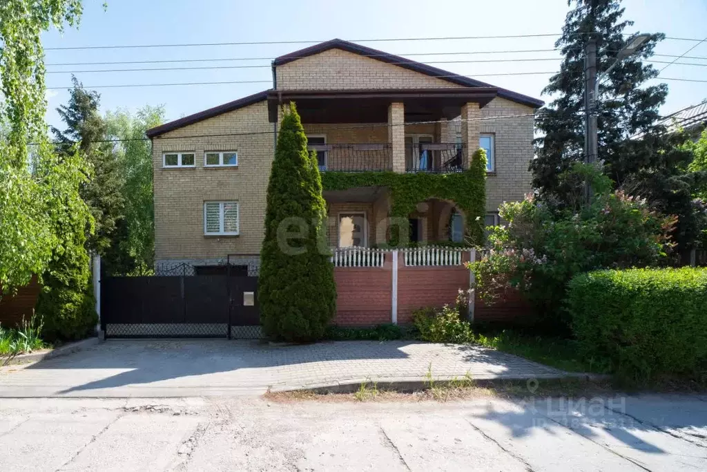 Дом в Калининградская область, Калининград Живописная ул., 1 (347 м) - Фото 0