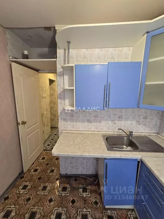 3-к кв. Ярославская область, Рыбинск Заволжский п/р, ул. Колышкина, 17 ... - Фото 1