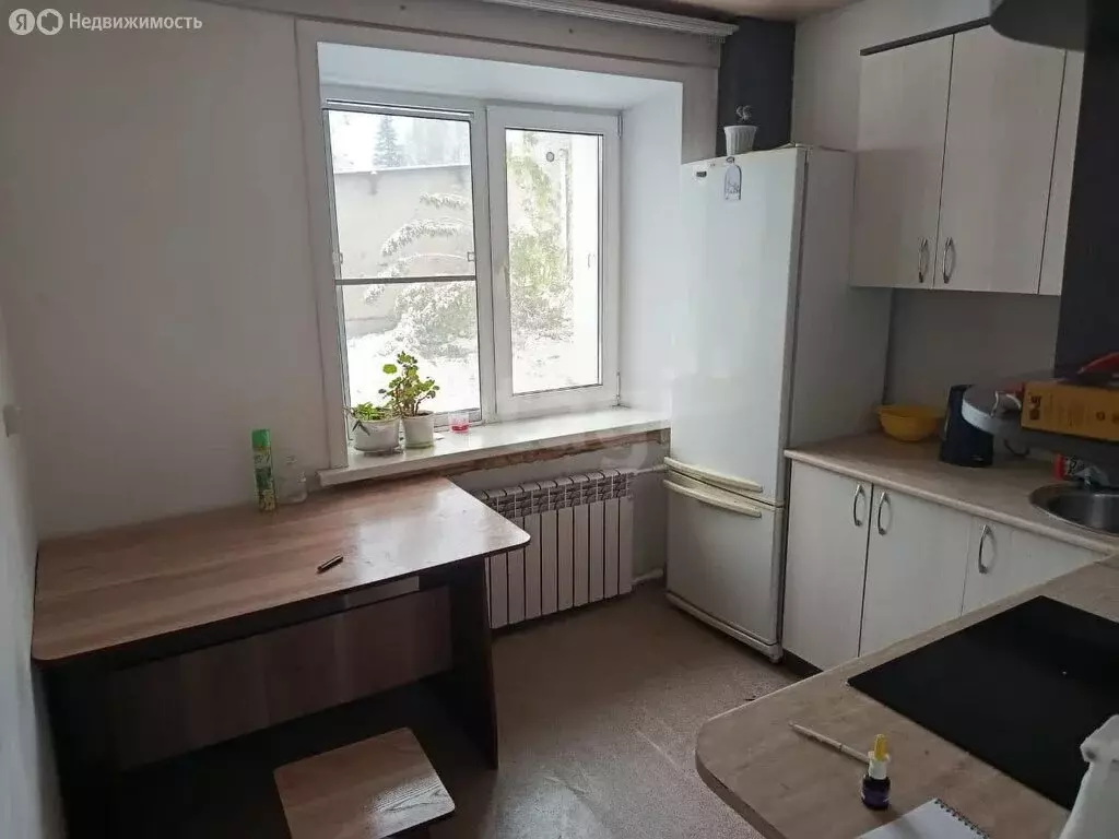 1-комнатная квартира: Горно-Алтайск, улица Островского, 28 (36 м) - Фото 0