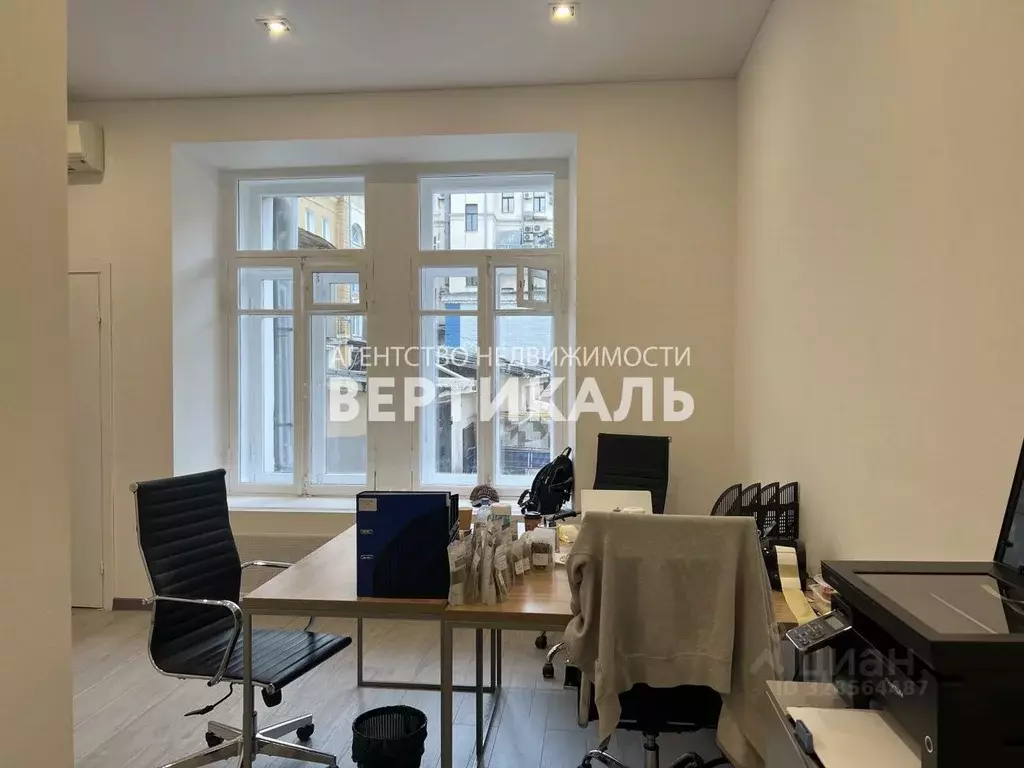 Помещение свободного назначения в Москва Тверская ул., 12С7 (24 м) - Фото 1