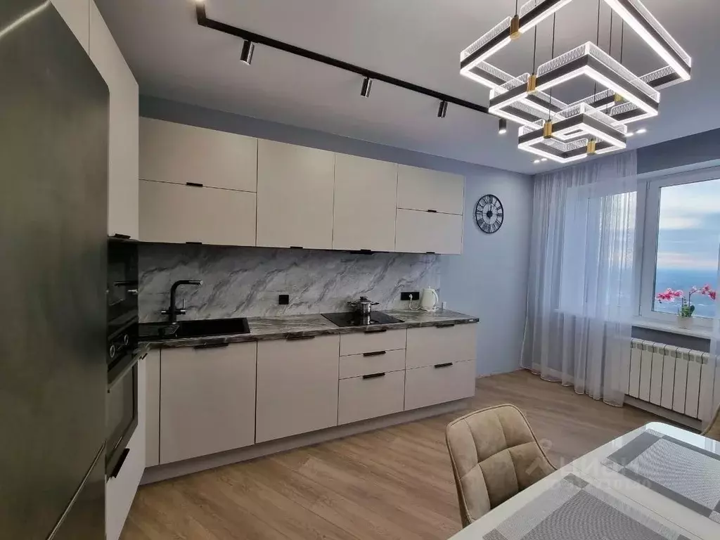 2-к кв. Башкортостан, Уфа ул. Аксакова, 2 (75.0 м) - Фото 1