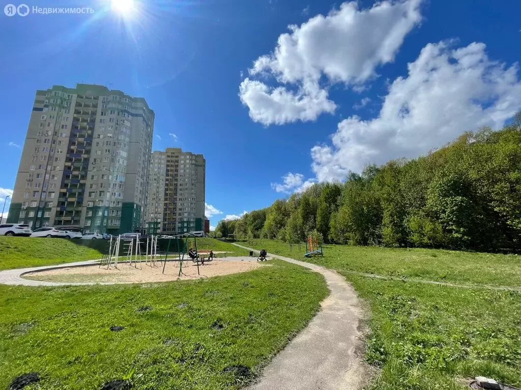 3-комнатная квартира: Нижний Новгород, Приокский район, Цветочная ... - Фото 1
