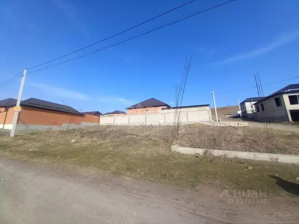 Участок в Ингушетия, Назрань ул. М.А. Вышегурова, 17 (6.0 сот.) - Фото 0