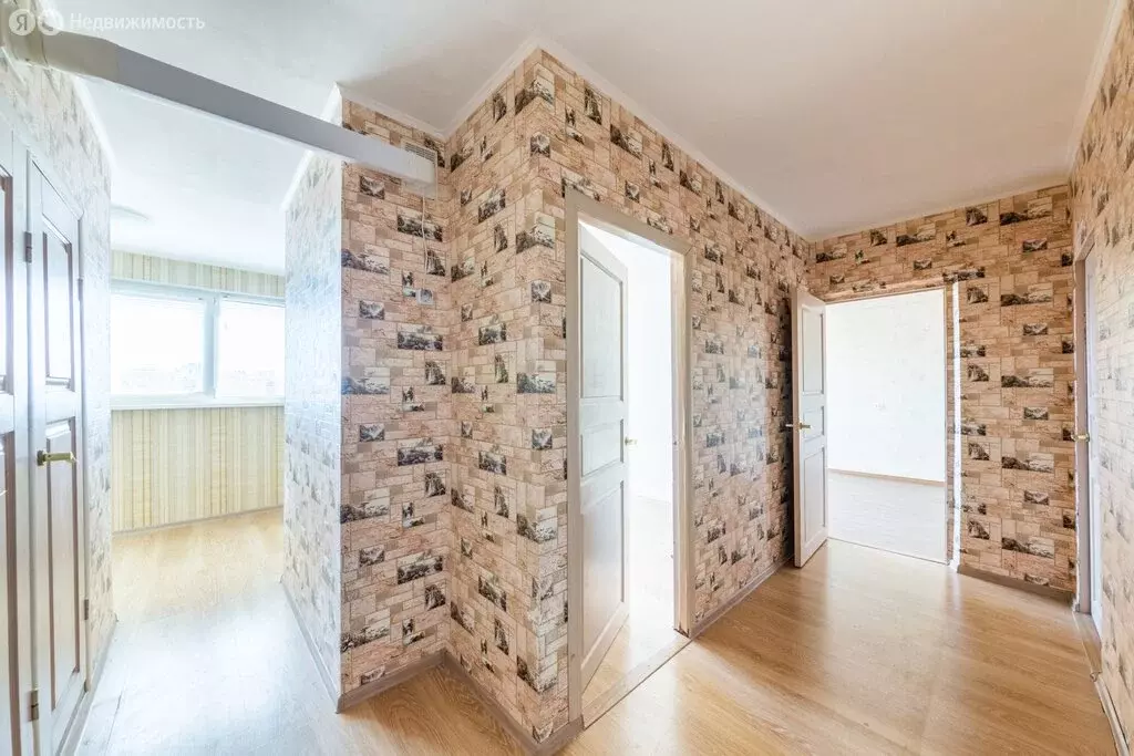 3-комнатная квартира: Санкт-Петербург, улица Пионерстроя, 10 (59.7 м) - Фото 1