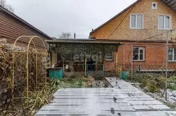 Дом в Новосибирская область, Бердск ул. Островского (200 м) - Фото 0