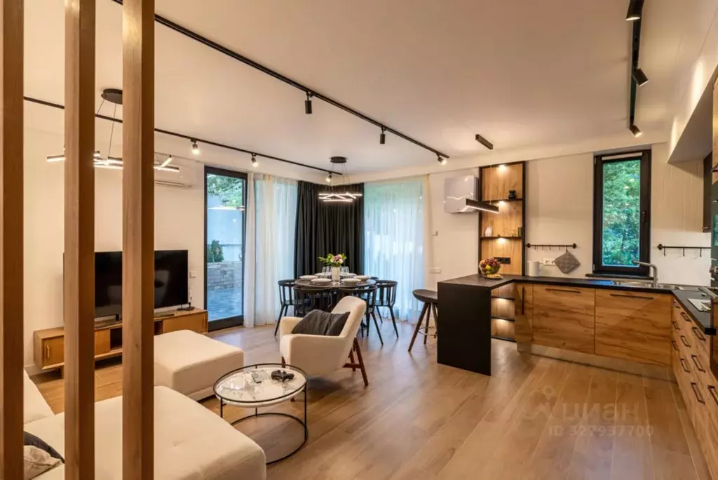 3-к кв. Краснодарский край, Сочи Красная Поляна пгт, ул. Заповедная, ... - Фото 1