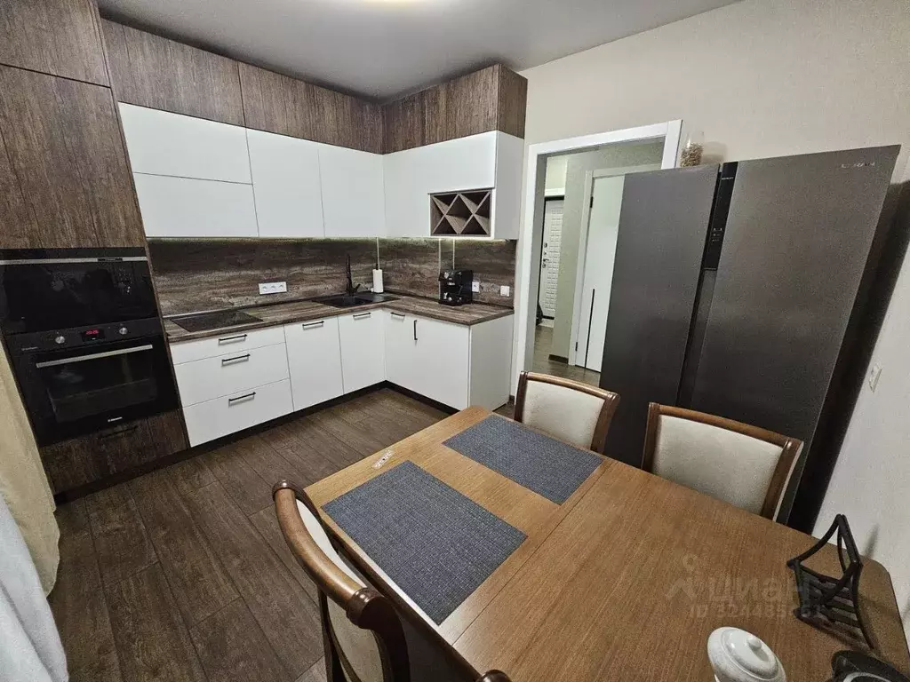 2-к кв. Новосибирская область, Новосибирск Светлановская ул., 52 (60.0 ... - Фото 2