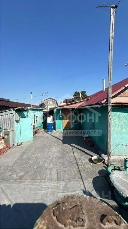 Дом в Омская область, Омск ул. 3-я Енисейская, 4 (65 м) - Фото 1