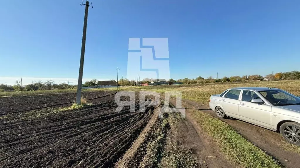 Участок в Ростовская область, Неклиновский район, Платовское с/пос, с. ... - Фото 2