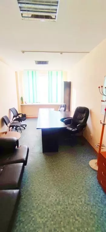 Офис в Коми, Сыктывкар Школьная ул., 37 (18 м) - Фото 1