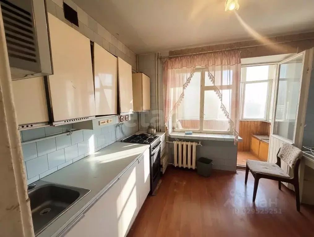 3-к кв. Крым, Феодосия ул. Одесская, 2 (69.1 м) - Фото 1
