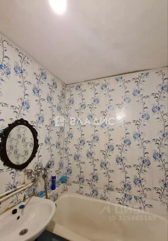 3-к кв. Бурятия, Улан-Удэ ул. Антонова, 4 (66.7 м) - Фото 0