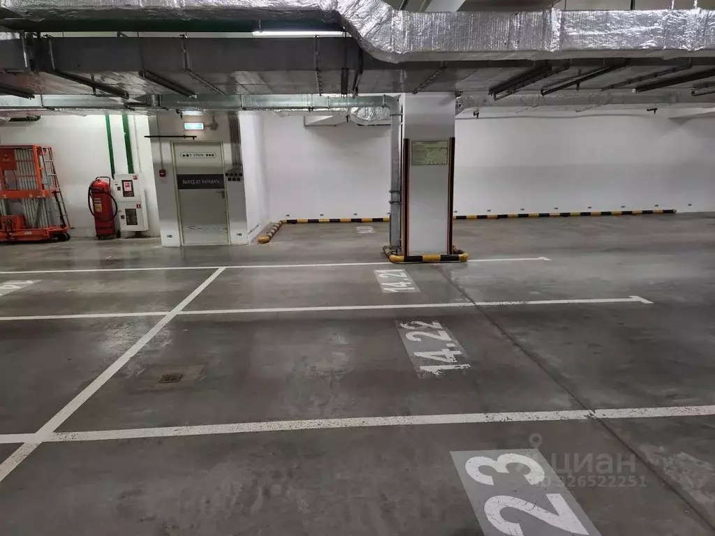 Гараж в Москва наб. Пресненская, 12 (13 м) - Фото 2