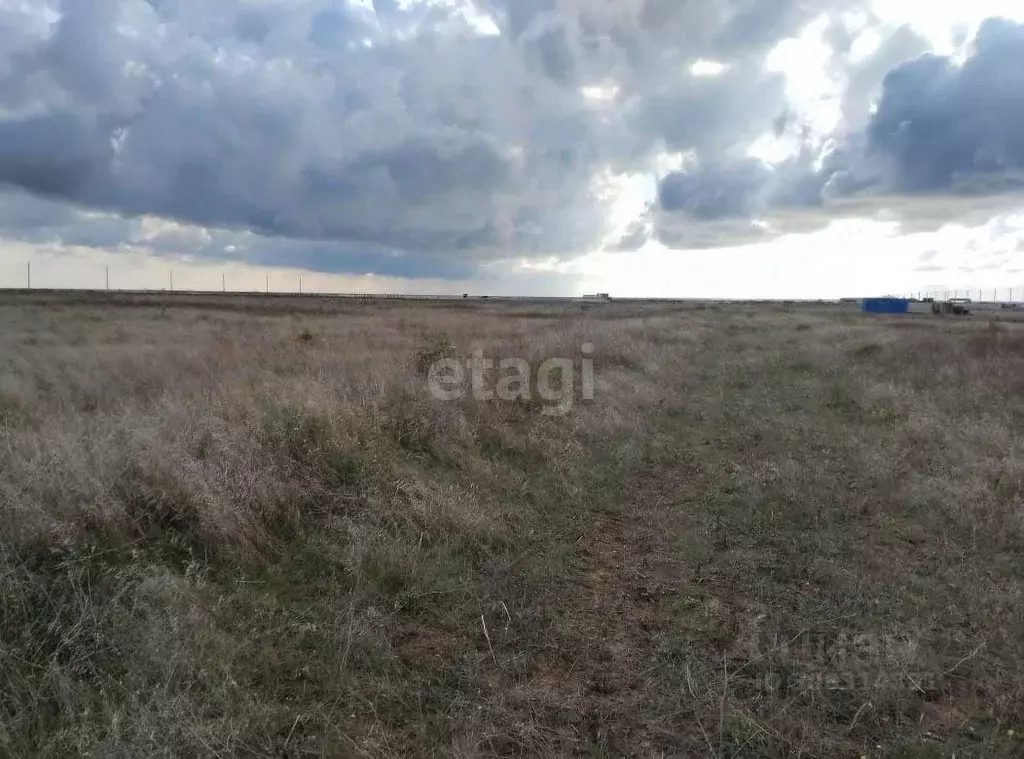 Участок в Крым, Сакский район, с. Штормовое ул. Ленина (6.0 сот.) - Фото 0