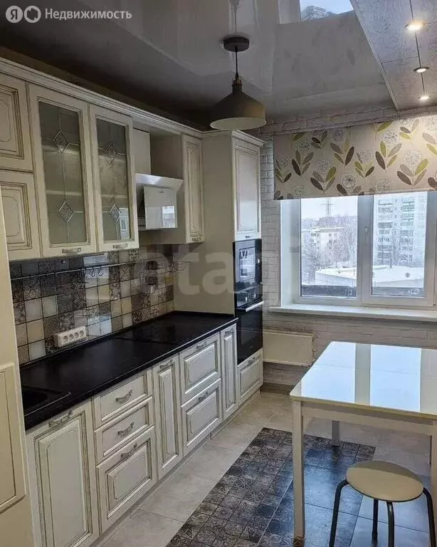 3-комнатная квартира: посёлок Светлый, 15 (68 м) - Фото 2