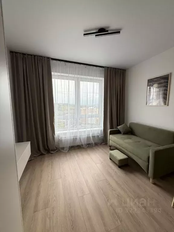 Студия Свердловская область, Екатеринбург ул. Гаршина, 3 (19.5 м) - Фото 1