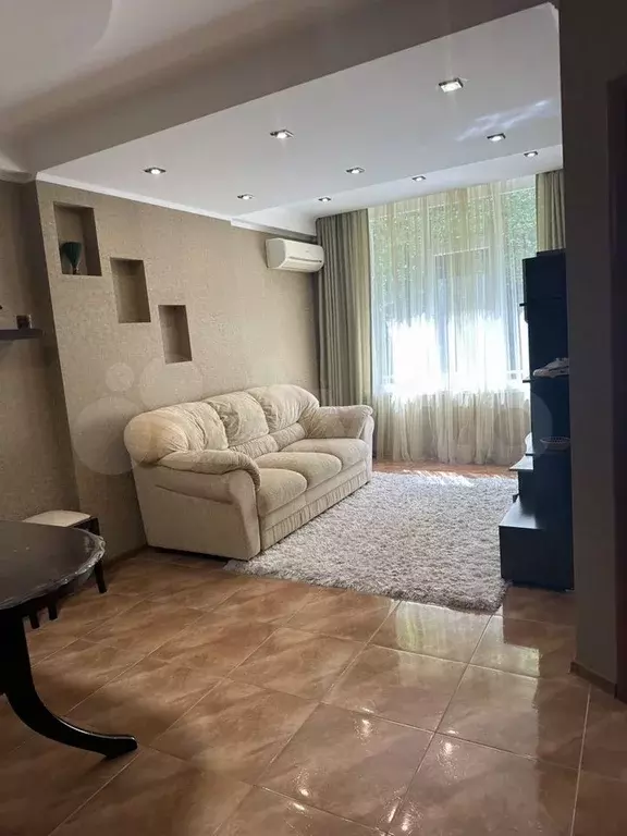 2-к. квартира, 50 м, 2/3 эт. - Фото 1
