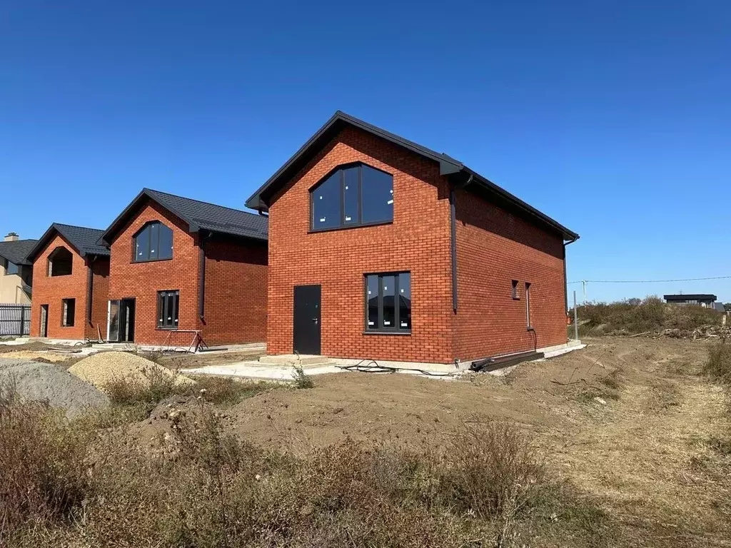 Дом в Адыгея, Тахтамукайский район, Старобжегокай аул ул. Озерная (159 ... - Фото 1