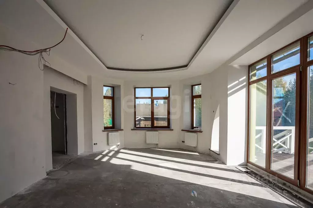 Дом в Вологодская область, пос. Кувшиново, Майский-1 мкр 10 (400 м) - Фото 0