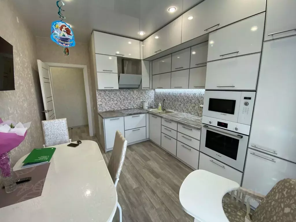 2-к кв. Пермский край, Пермь ул. Карпинского, 50 (56.3 м) - Фото 1