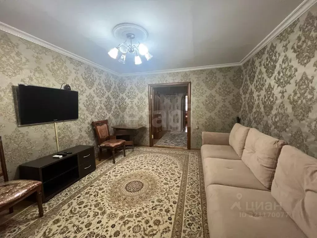 2-к кв. Дагестан, Каспийск ул. Гамзата Цадасы, 43 (60.0 м) - Фото 1