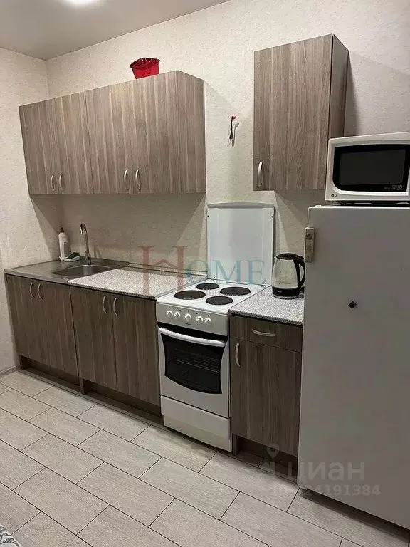 1-к кв. Новосибирская область, Новосибирск ул. Серебряные Ключи, 6 ... - Фото 1