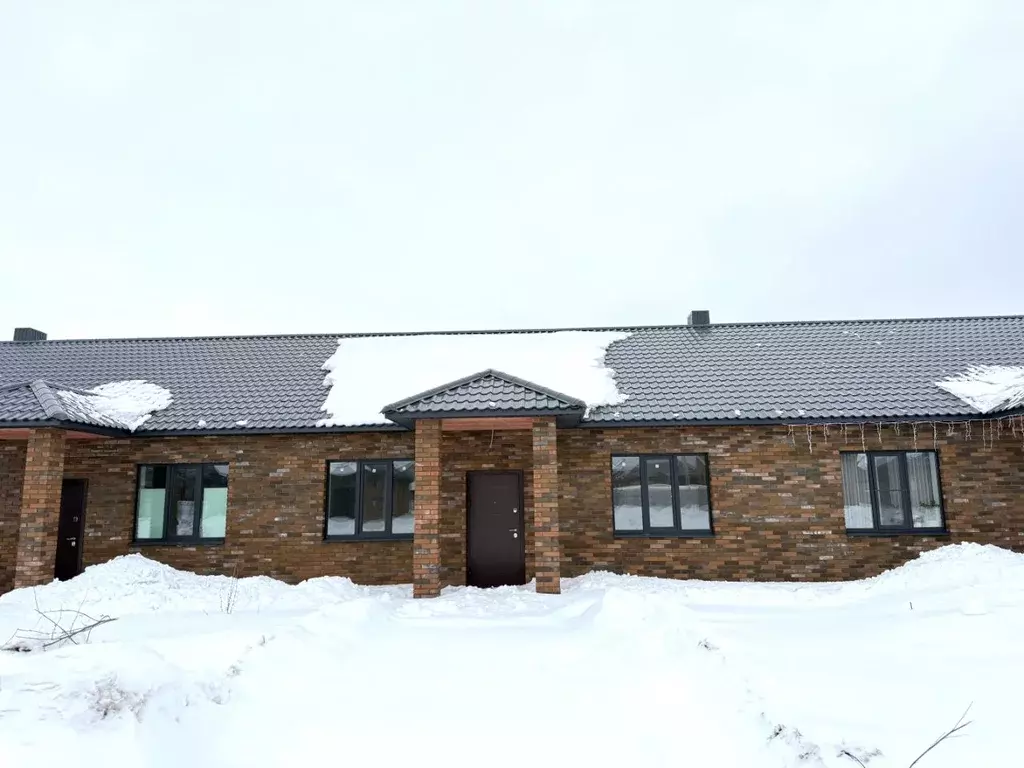 Таунхаус в Оренбургская область, Оренбургский район, с. Подгородняя ... - Фото 1