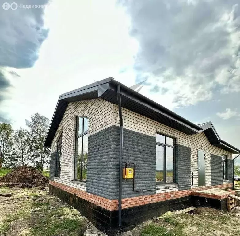 Дом в село Чепчуги, Советская улица (85 м) - Фото 1