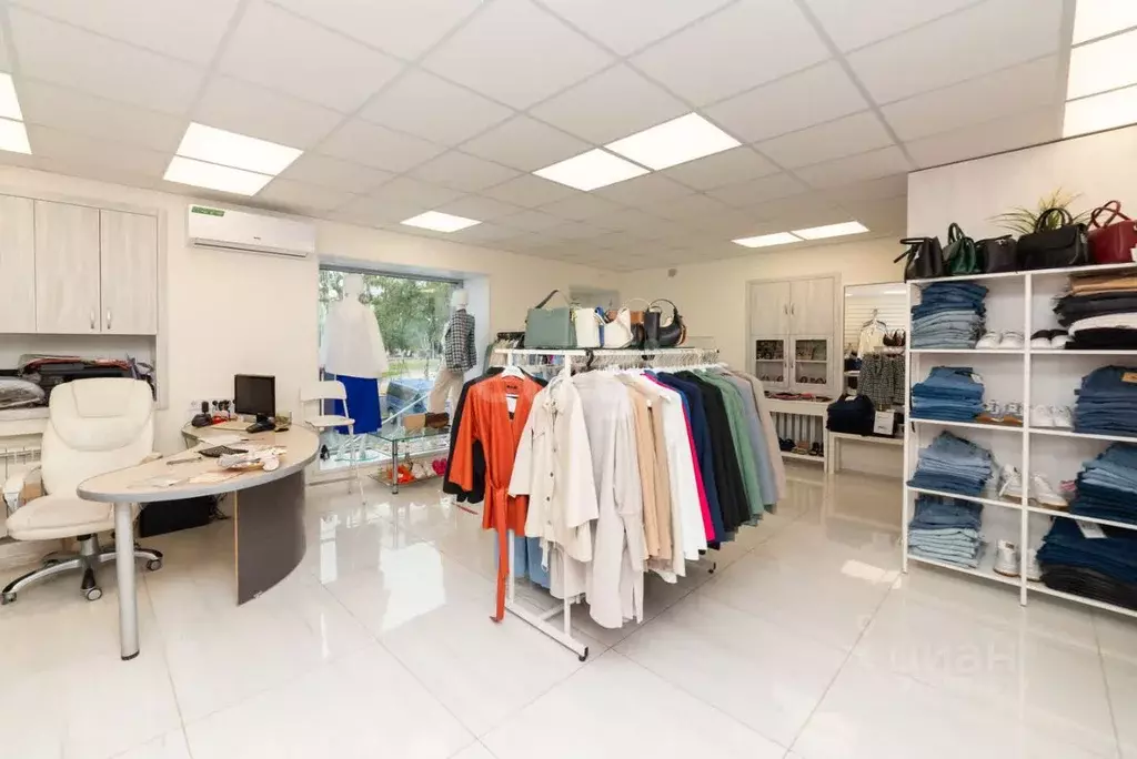 Офис в Курганская область, Курган ул. Карла Маркса, 105 (70 м) - Фото 1