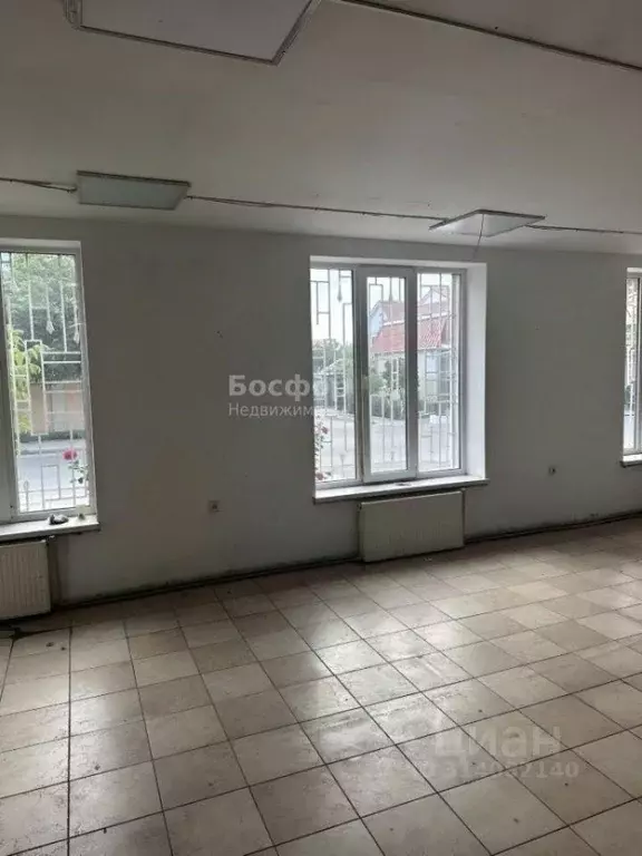 Помещение свободного назначения в Крым, Феодосия ул. Чкалова, 96 (115 ... - Фото 1