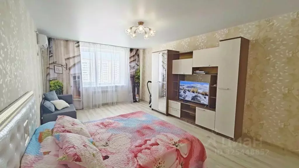 2-к кв. Крым, Евпатория ул. 9 Мая, 142Б (62.0 м) - Фото 1