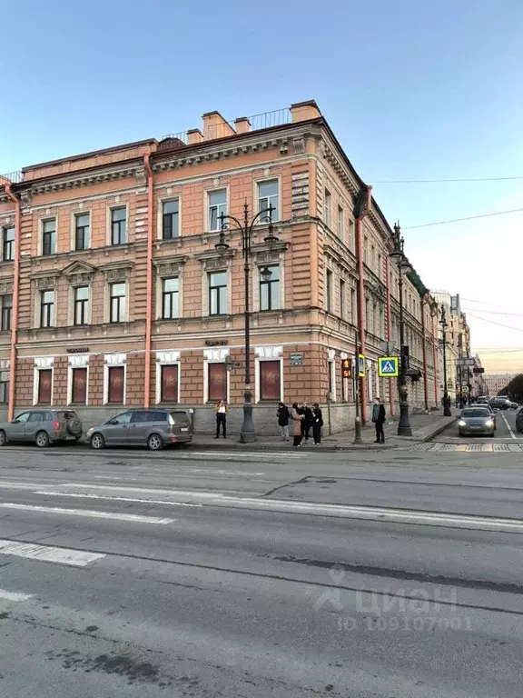 Комната Санкт-Петербург Шпалерная ул., 38 (32.0 м) - Фото 0