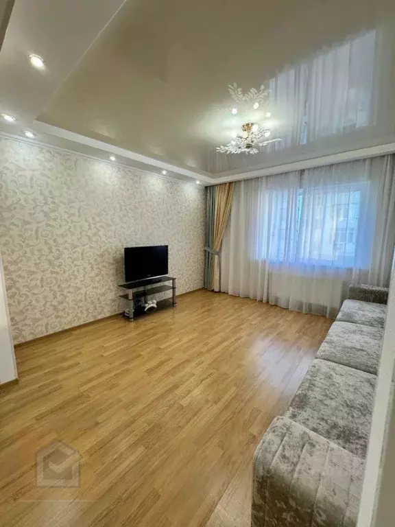 3-к кв. Крым, Симферополь ул. Луговая, 6Н/2А (76.0 м) - Фото 1