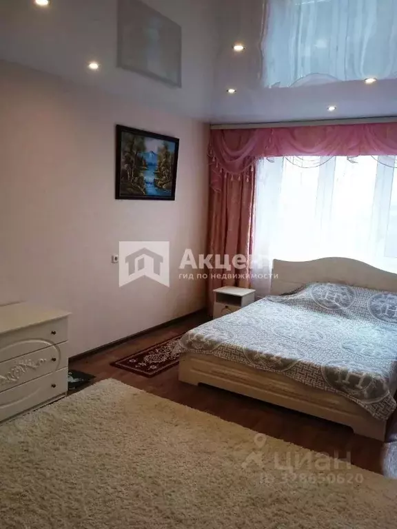 3-к кв. Ивановская область, Иваново ул. Парижской Коммуны, 41 (81.6 м) - Фото 1