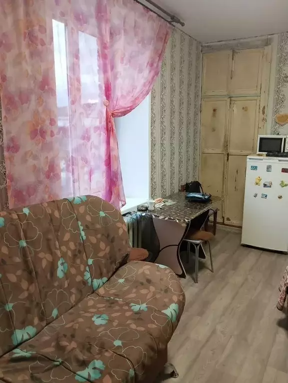Комната Кемеровская область, Новокузнецк ул. Ленина, 68 - Фото 1