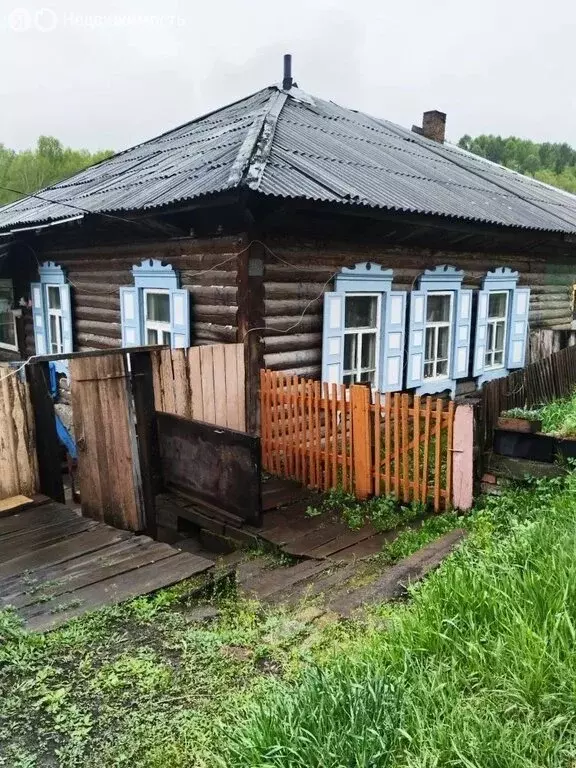 Дом в село Зыково, Первомайская улица (50 м) - Фото 2