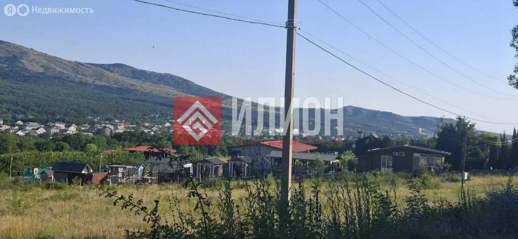 Участок в Старый Крым (17970 м) - Фото 1