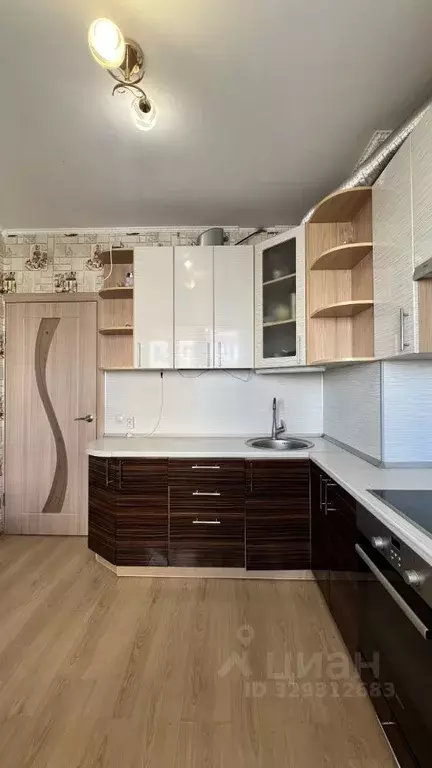 3-к кв. Башкортостан, Уфа ул. Мусы Джалиля, 68 (77.1 м) - Фото 2