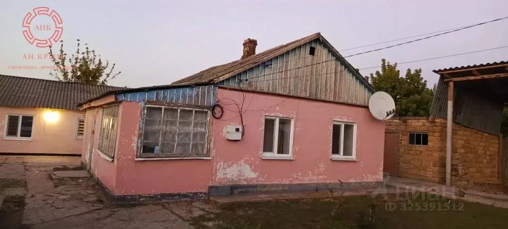 Дом в Крым, Джанкойский район, Просторненское с/пос, с. Нижние Отрожки ... - Фото 2