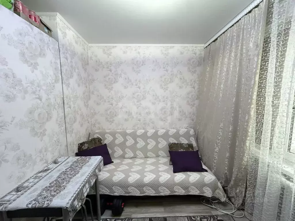 Комната Ямало-Ненецкий АО, Новый Уренгой ул. Геологоразведчиков, 2 ... - Фото 1