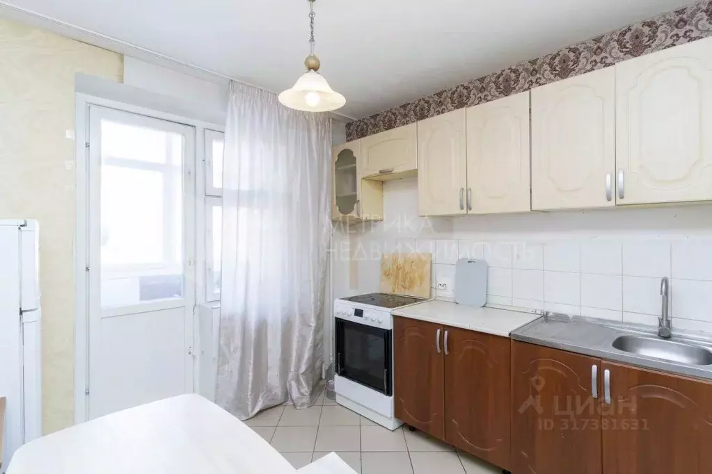 1-к кв. Тюменская область, Тюмень ул. Пермякова, 69 (40.3 м) - Фото 0