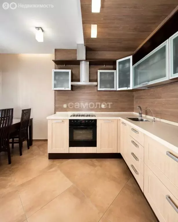 2-комнатная квартира: Иркутск, Верхняя набережная, 167/8 (85.5 м) - Фото 1