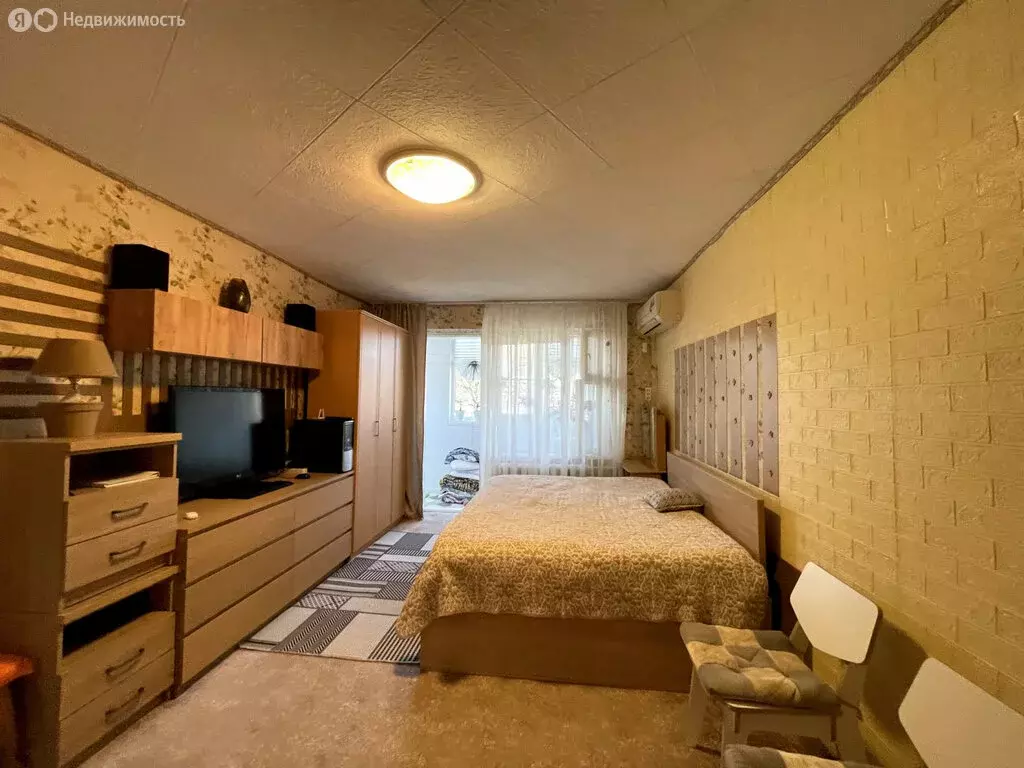 1-комнатная квартира: станица Новотитаровская, Октябрьская улица, 309 ... - Фото 1