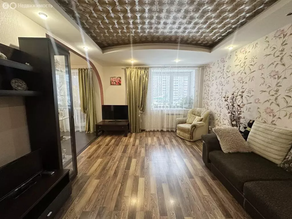 3-комнатная квартира: Нижний Тагил, Уральский проспект, 79 (90 м) - Фото 1