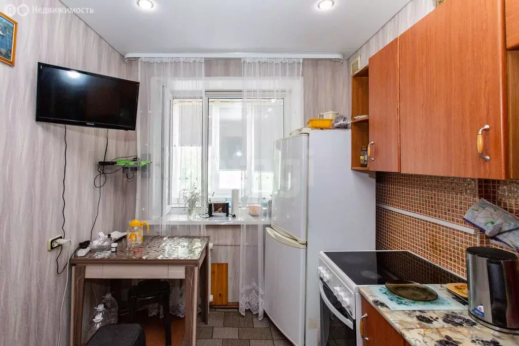 1-комнатная квартира: Тобольск, 7-й микрорайон, 7 (36 м) - Фото 2