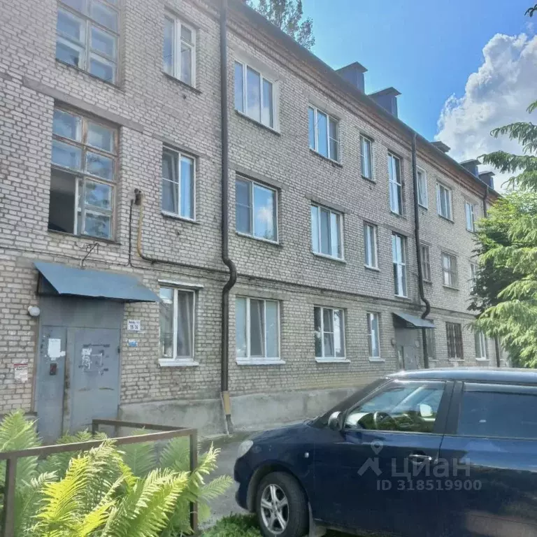 3-к кв. Смоленская область, Смоленск Больничный пер., 2 (42.4 м) - Фото 0