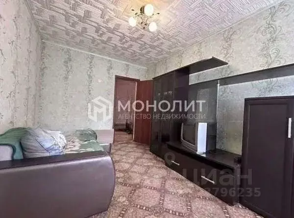 2-к кв. Белгородская область, Старый Оскол Макаренко мкр, 3 (44.0 м) - Фото 2